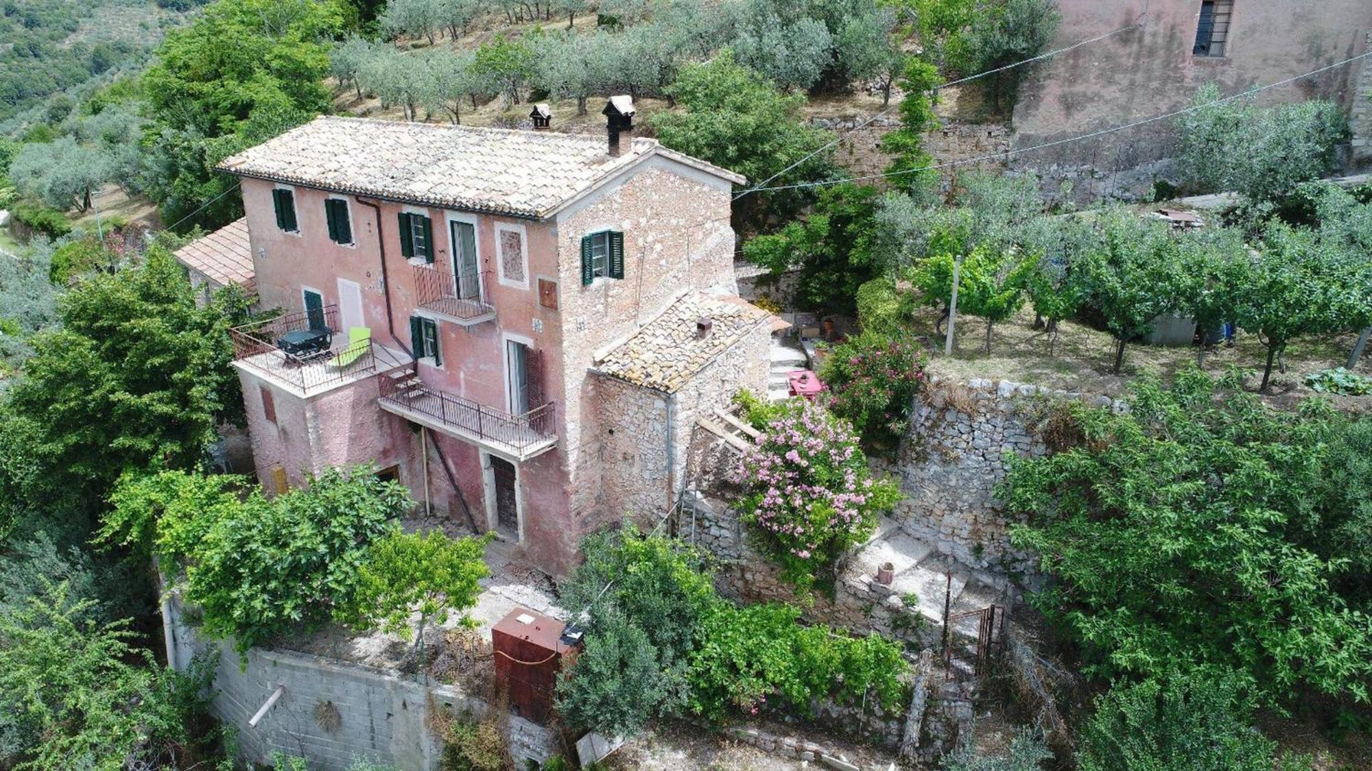 Villa Rurale Nei Pressi Castello Campello sul Clitunno Eksteriør bilde